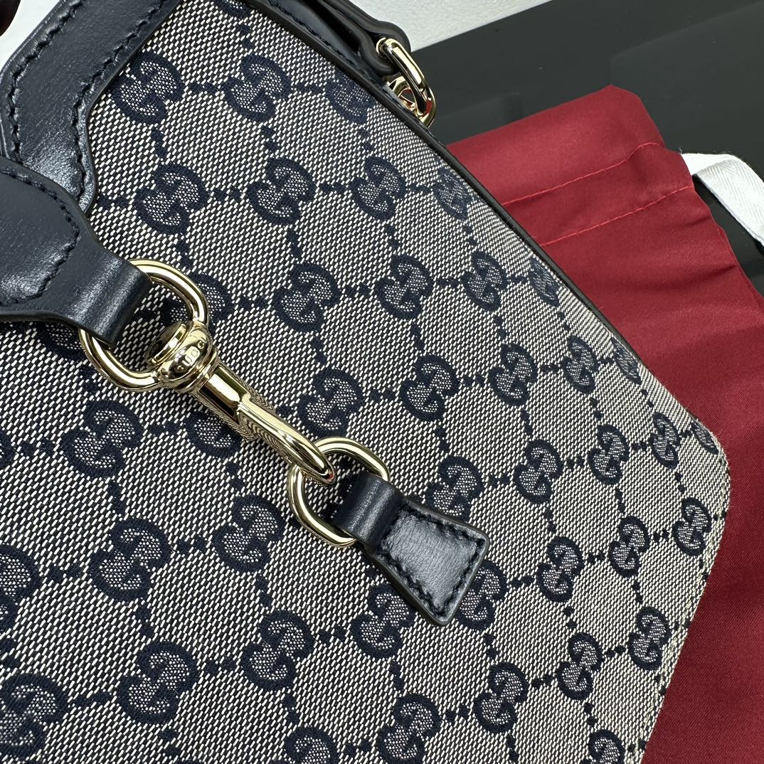 Gucci Satchel Bags